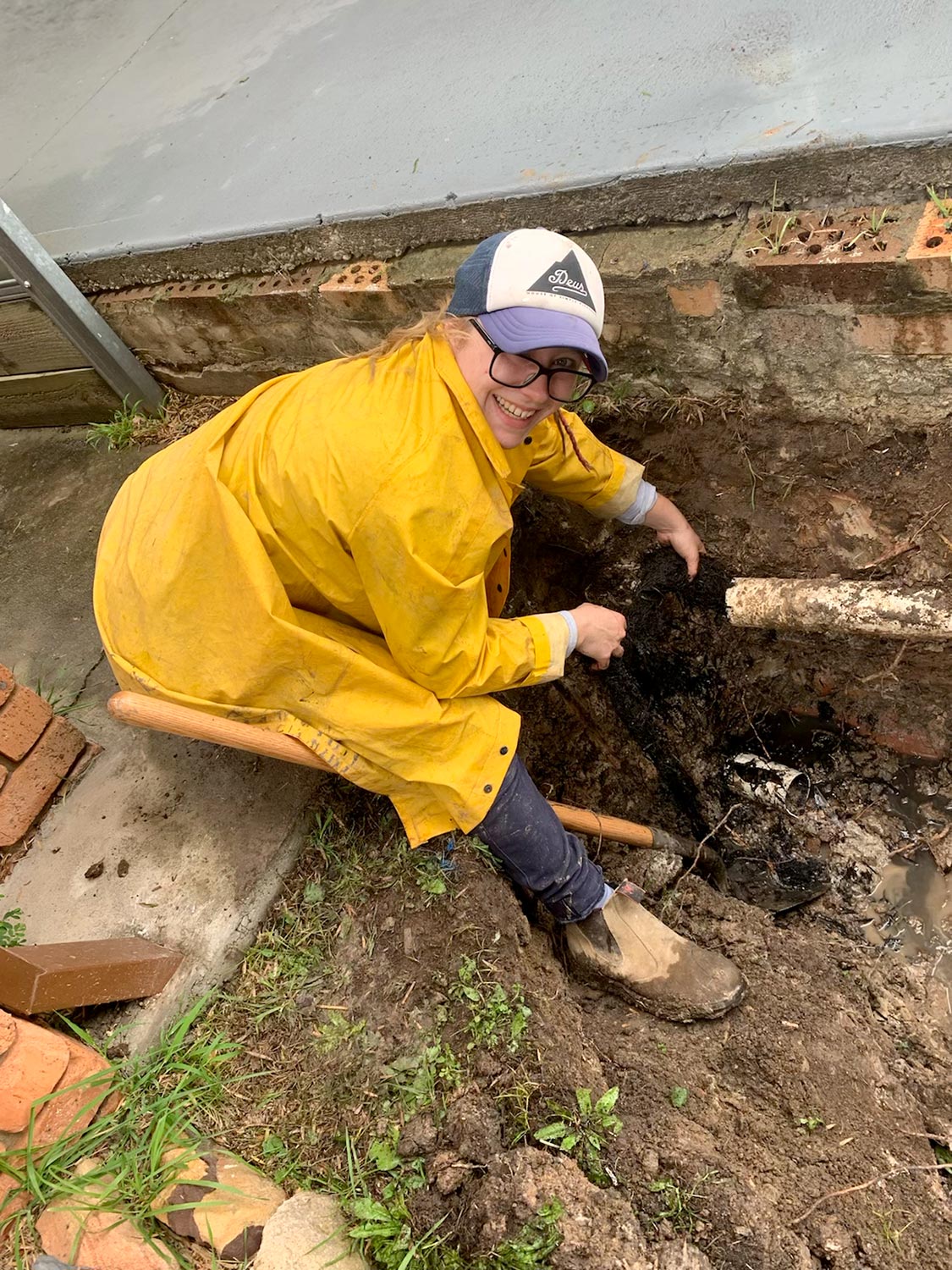 Roseriver Expert Cleaning Drain in Sydney